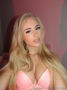 I wonder what wud happen if u whispered sweet things in my ear part 2