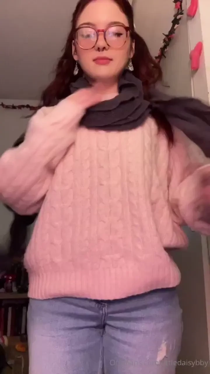 Hiii here s today s unready video if you want to listen to me rant 