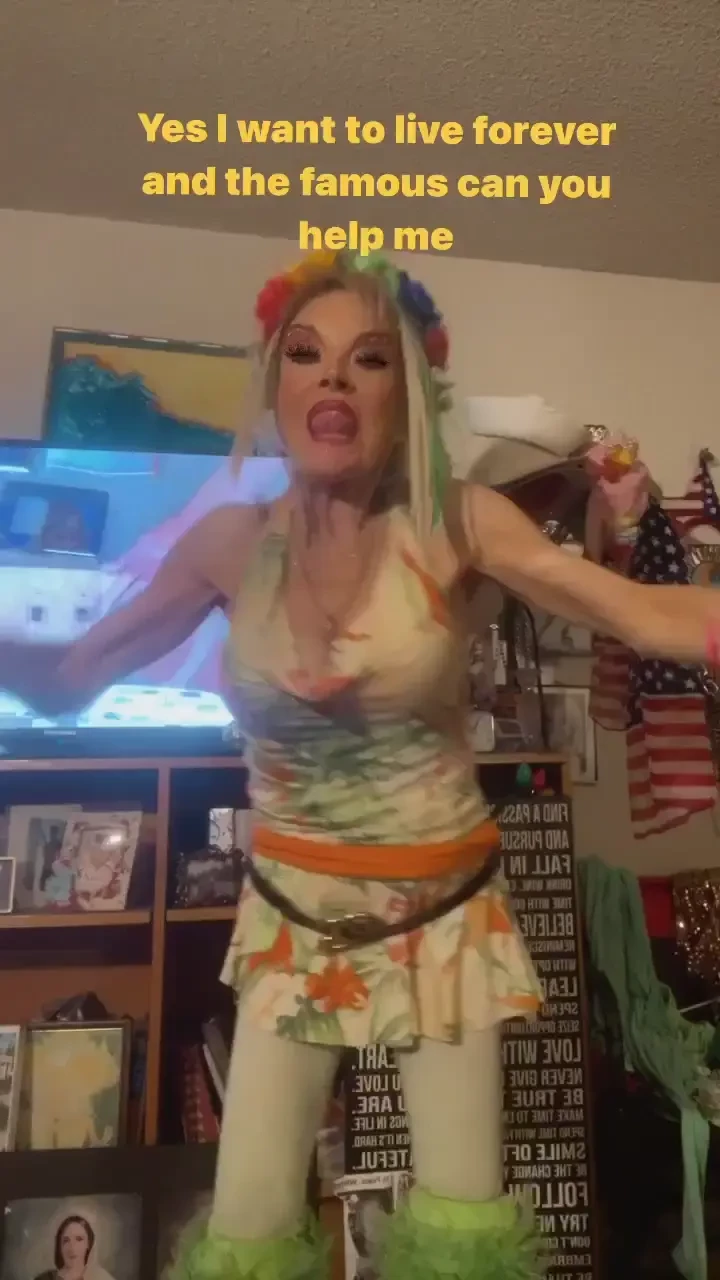 My summer entertainment is hot so hot it s just waiting for you to 