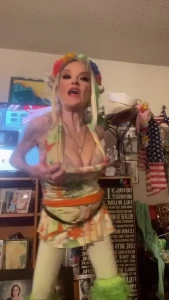 My summer entertainment is hot so hot it s just waiting for you to part 3