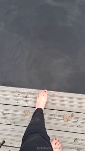 Some pics and videos of the nice barefootwalk in the citycenters part 1