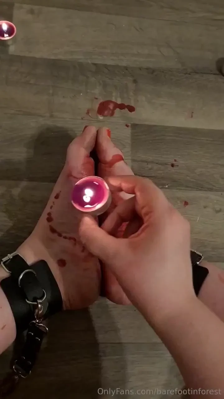 Pouring hot wax but better lighting this time 