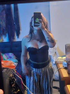 Thinking about sending some nudes