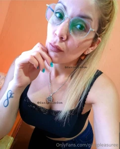 Danielledom danielledom hi sweetie i m looking for fun and you i grant part 4