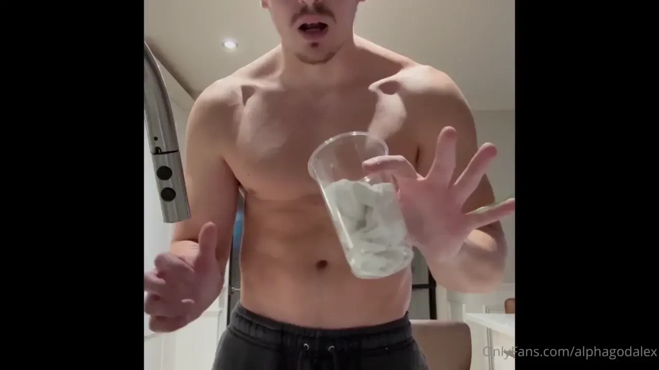 How you can make your own sock ice pop 