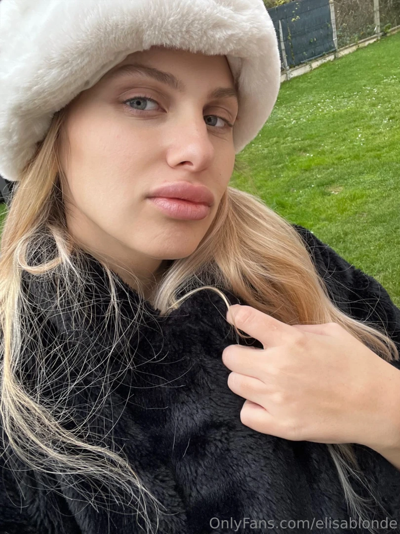 Abonne toi vite elisacamgirls elisacamgirls 