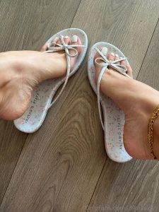 Cutest flip flops ever good morning babe part 2