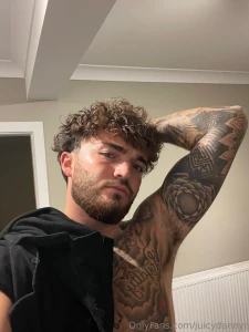 Going live on my vip page today https onlyfans com danrobertson c5