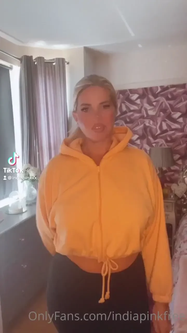 Please daddy help me to raise the funds for my cosplay outfits for you 