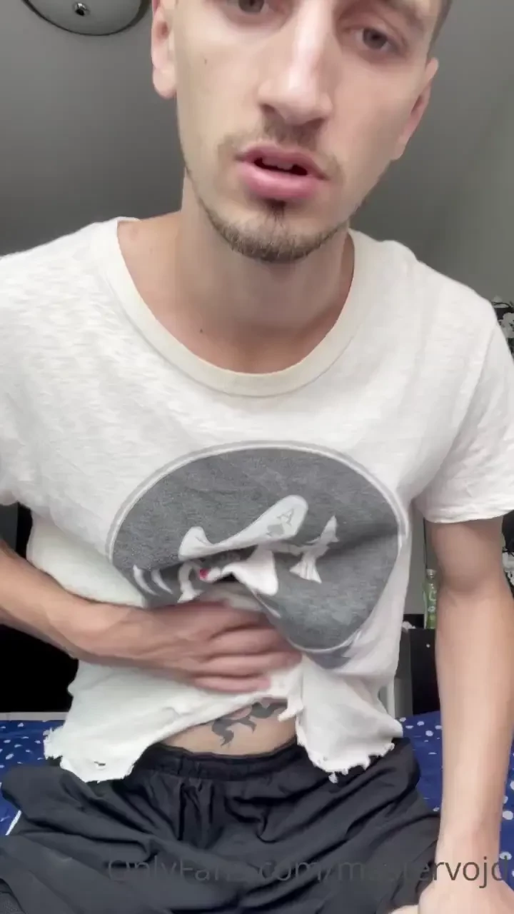 Do i have any navel lovers here my first navel fetish vid for u today 