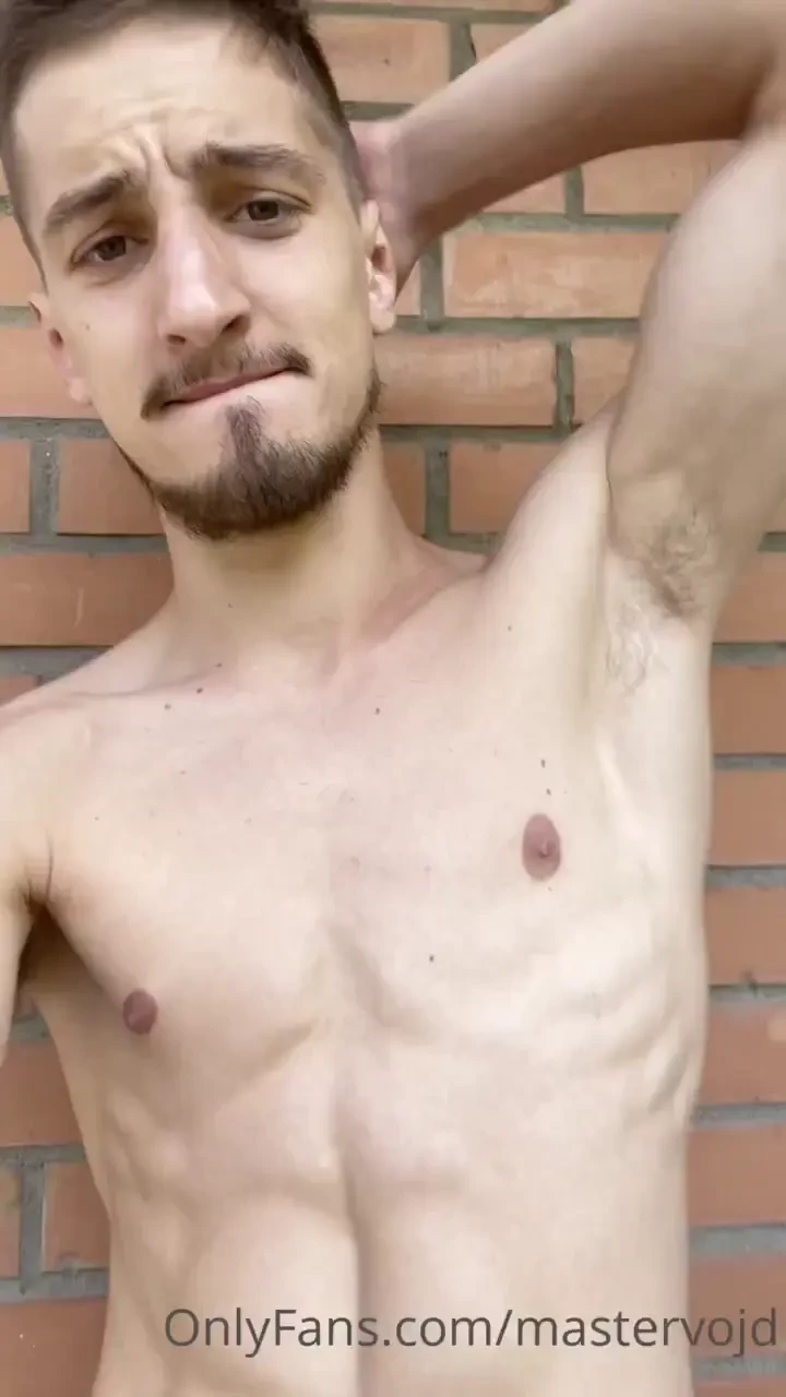 Guess who is birthday boy today so if u want to make me a fell free 