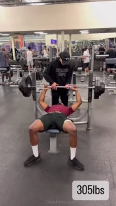 That s 305lbs so best believe i can pick you up workouts with