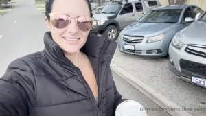 Do you like early morning or late night