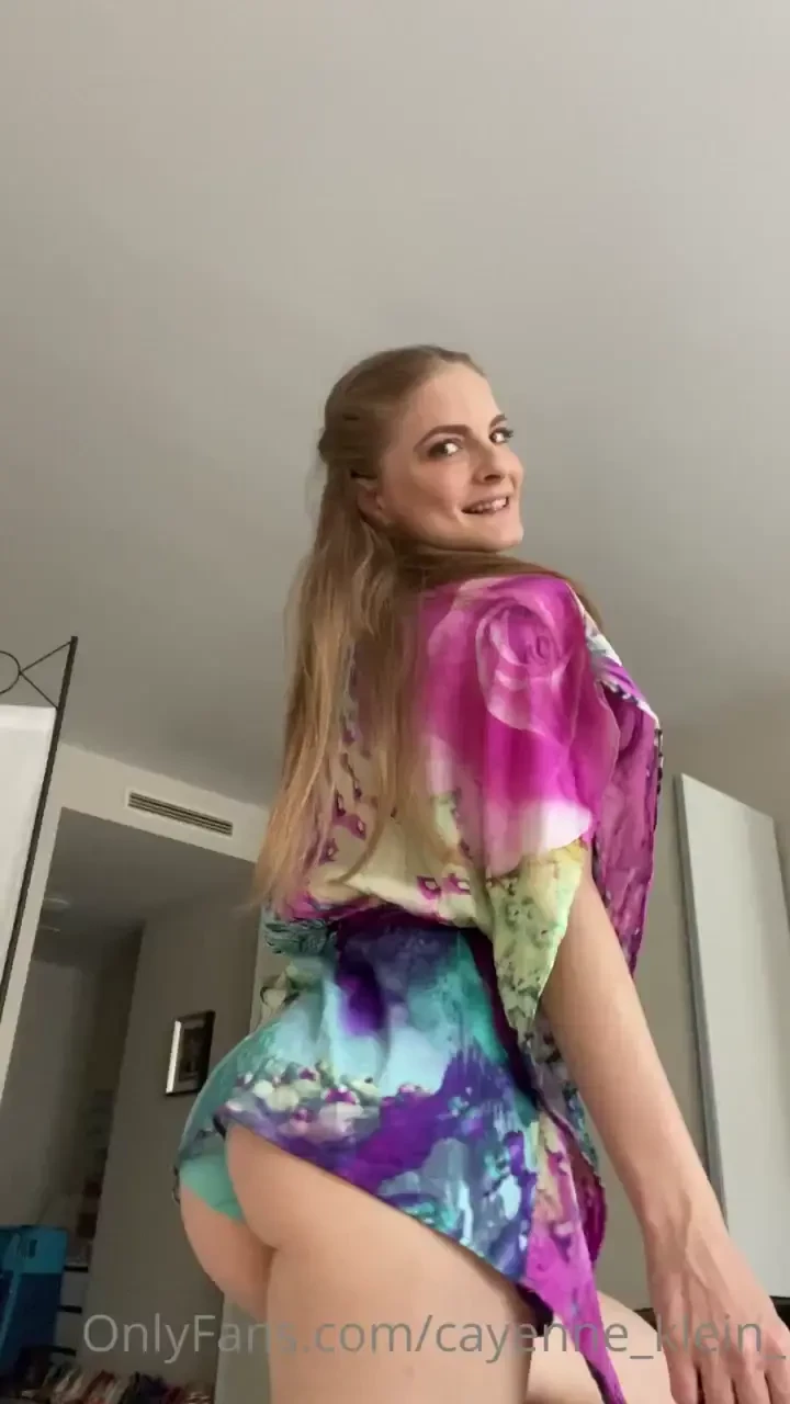 Happy dance and tease kisses 