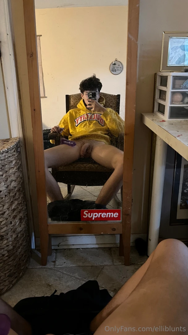 Hard day at work immediately whipped my dildo out at home realized i 