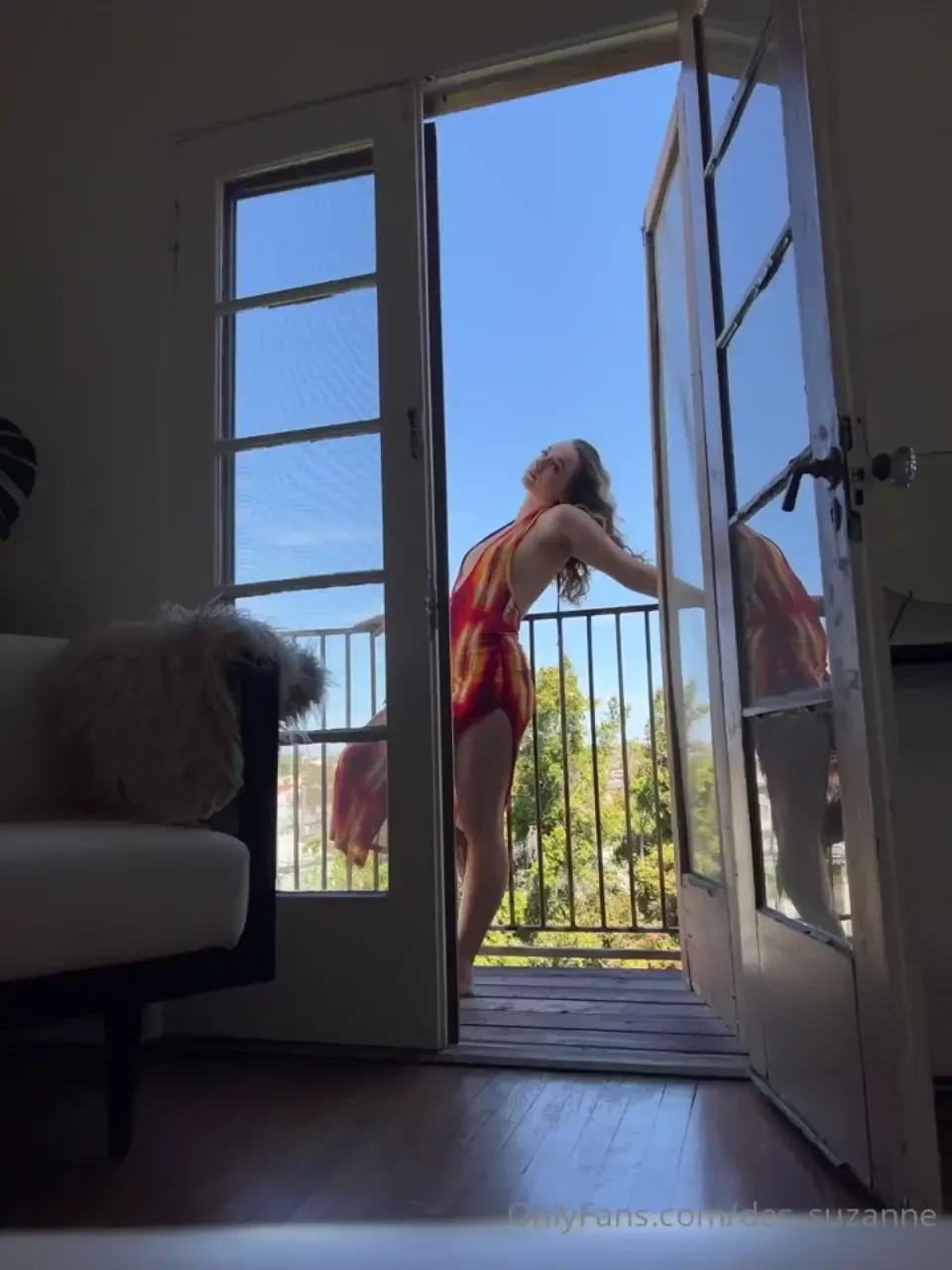 Pov we stay at home to enjoy life 