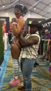 Good day everyone here s a small clip how i met this little chick don