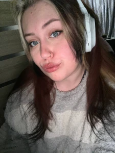 Hey did you miss me i m back home now and i brought with me some