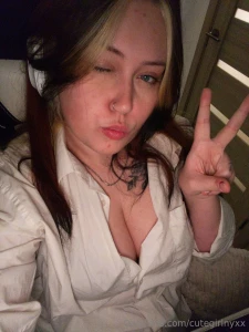 Way past bedtime but i m too hot to sleep you