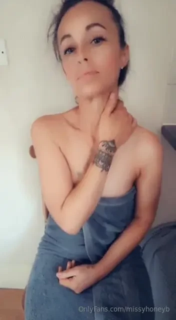 Drop 20 likes and i ll drop the towel trying to get this account 