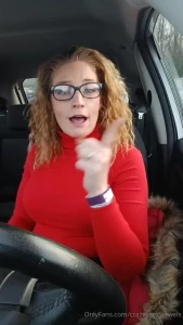 I m still alive and kicking hope you all has a wonderful christmas