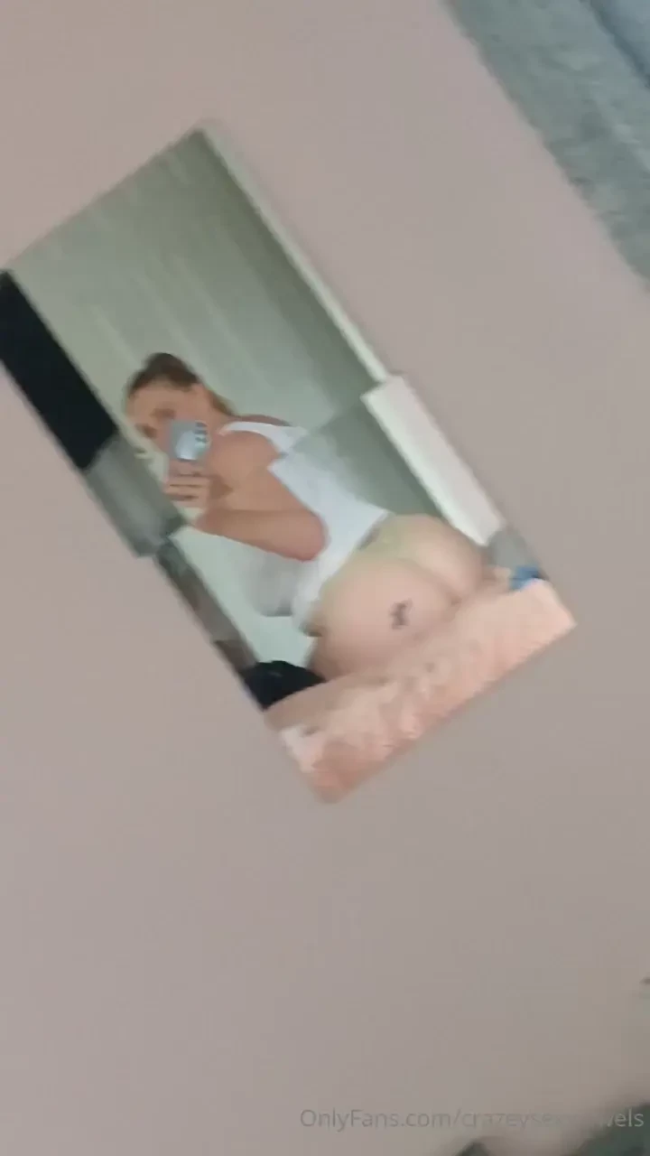 Cheeky cheeky happy wednesday beautifulls 