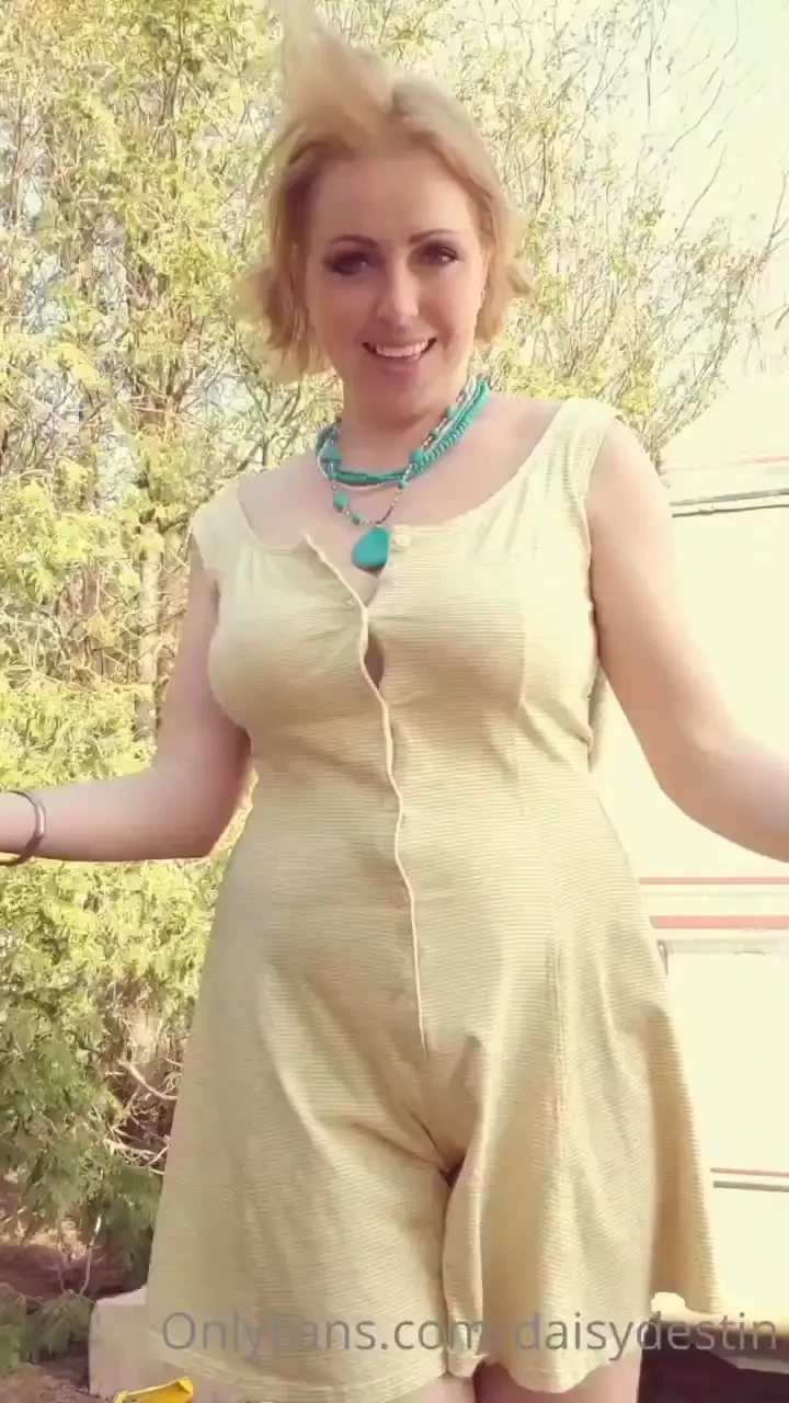 Lots of bouncing boobies and some teasing 