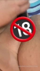 He llegado del gym cachonda y me he puesto a jugar con mi jugete m s