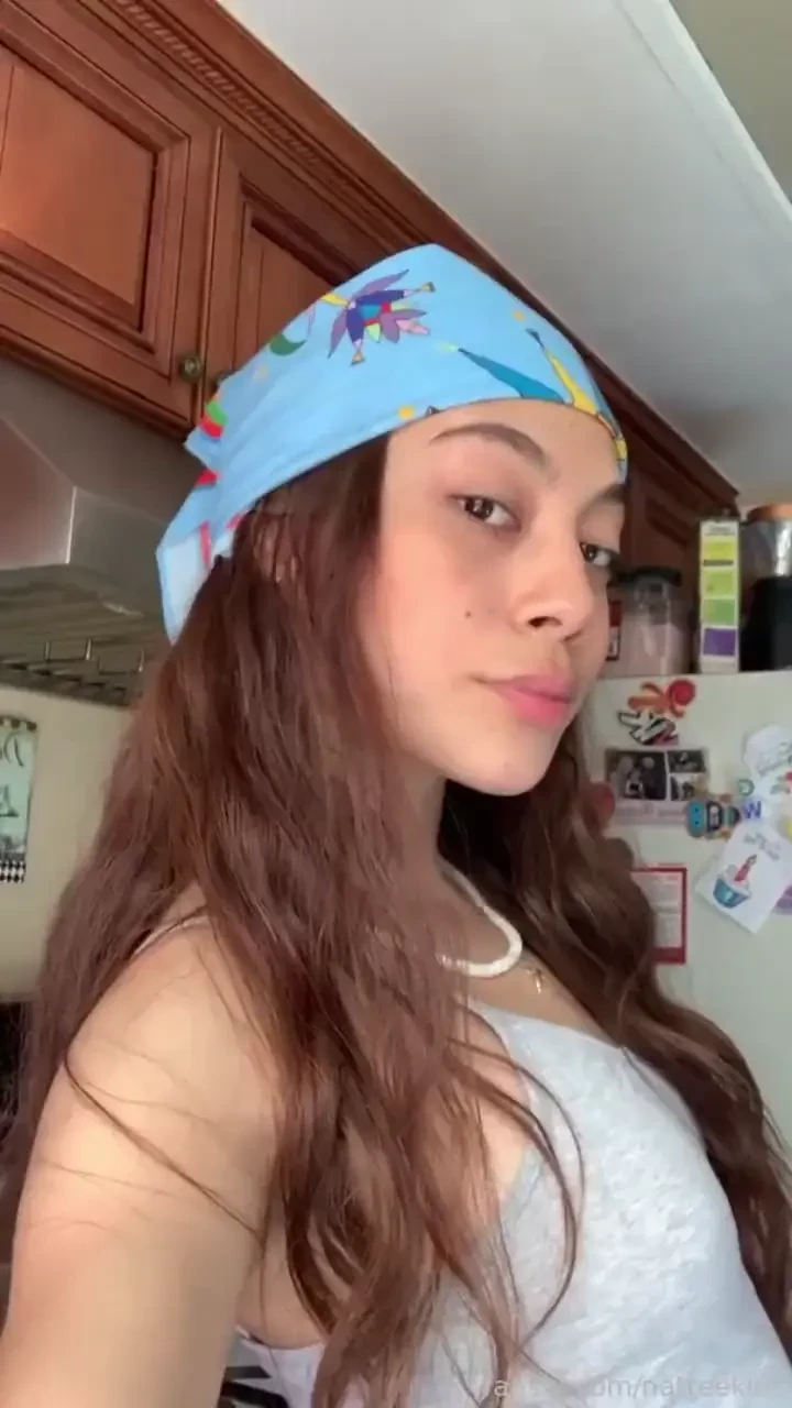 Here a video selfie lol 