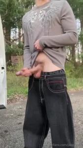 Quick sneaky outdoor bating gets me