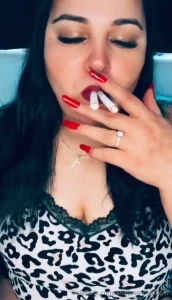 Anayssmokinggirl part 13