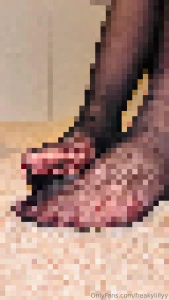 Owh noo my stocking ripped