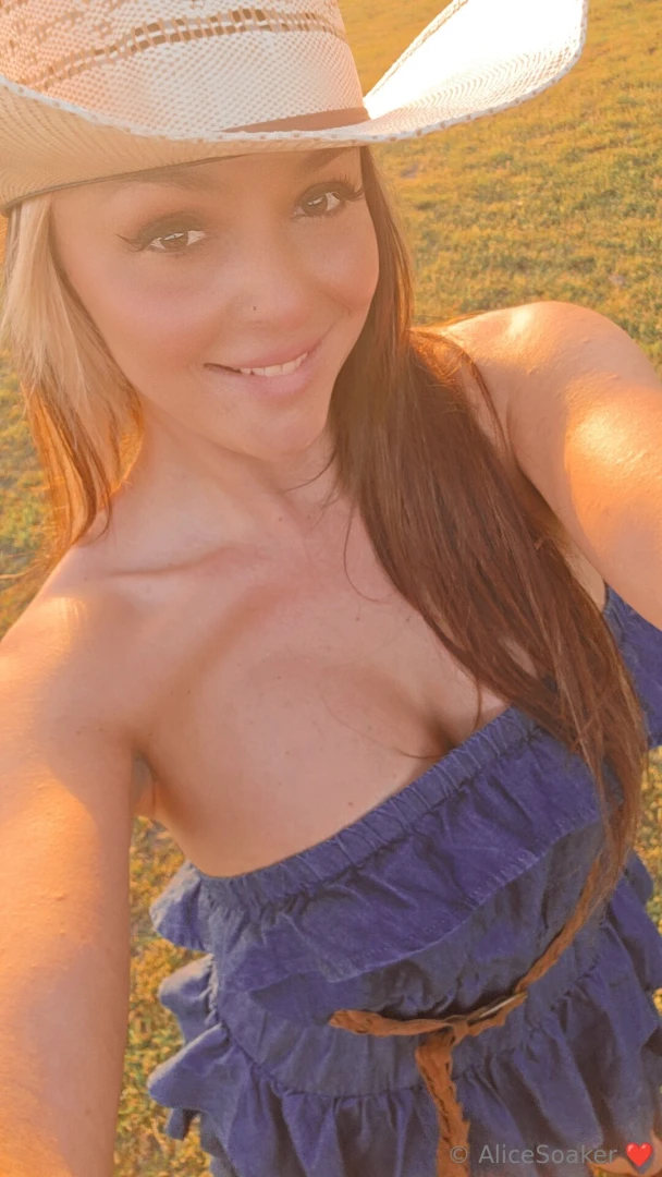 Say my name and everything just stops 