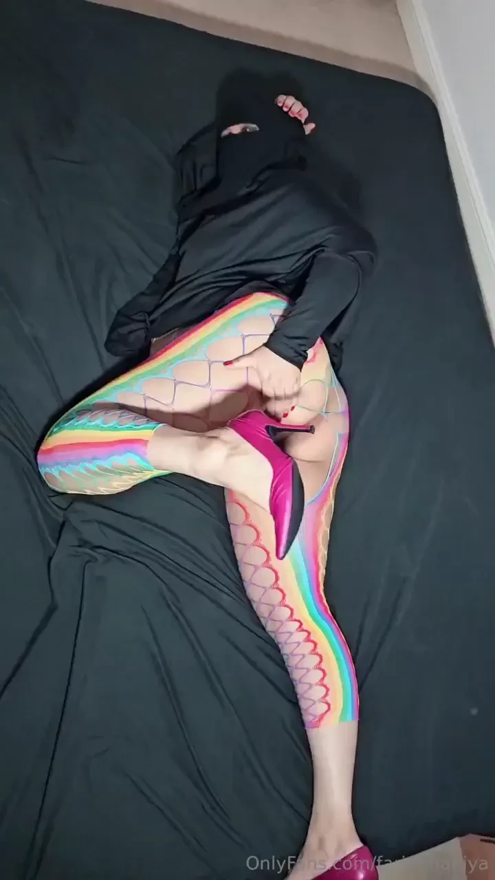 Happy humpday lovers xx i ll be around today for sexting and customs 