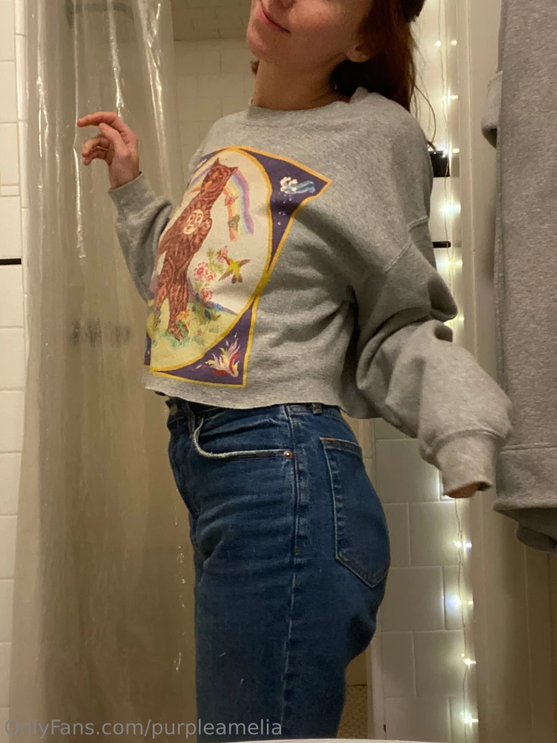 Walkin - patti whipp undressing on a cool day showing you my cozy bush part 6 