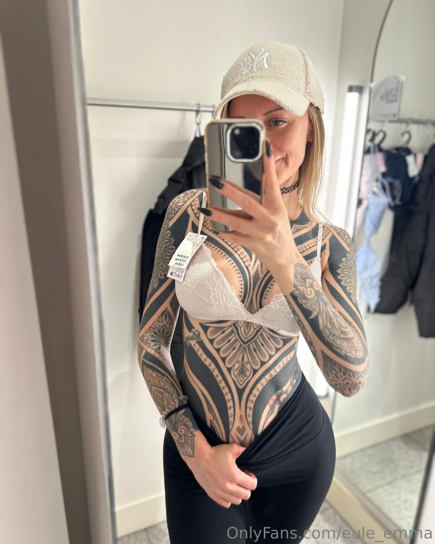 What do you think of this bra do you think it looks good on me part 1 