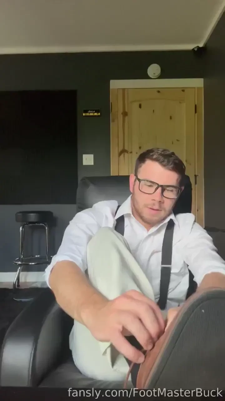 Boss finds out about your foot fetish pt 2 