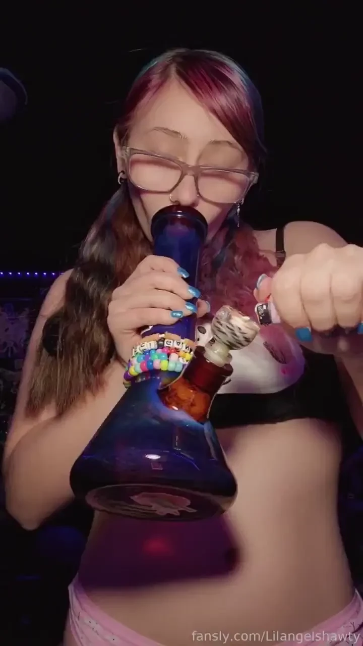 Sexy bong smoking bundle nude sexy outfits 18 18yearsold 18yo little part 2 