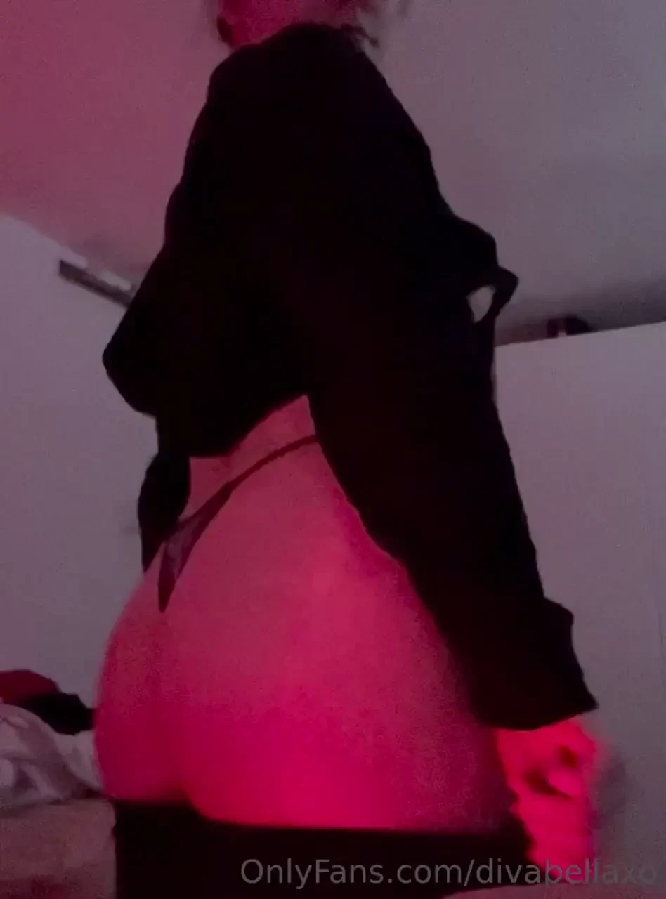 Let me feel it grind baby 