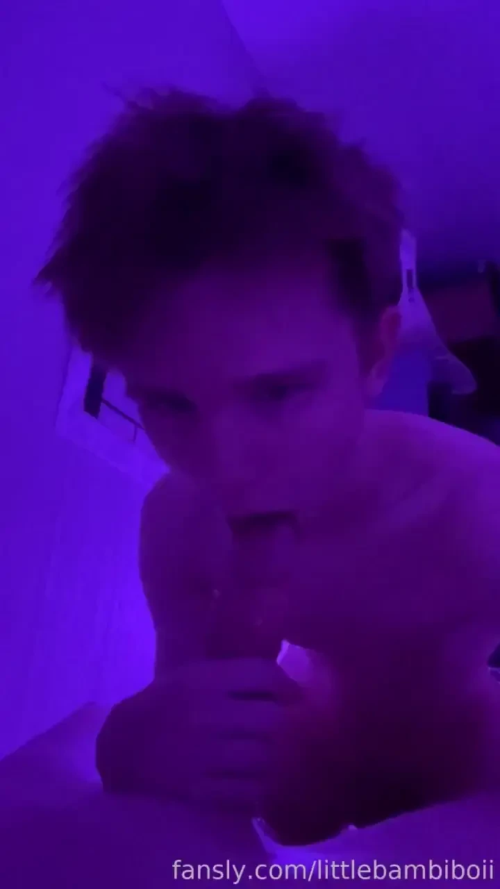 Some fun at home with tiggi_boii gay twink sex anal blowjob dick fuck part 2 