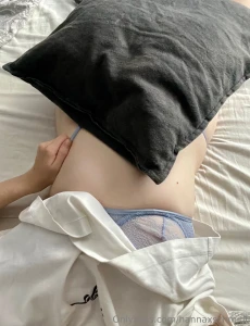 Muss gestehen das kissen hat gerade noch einiges mehr gesehen aber das part 1