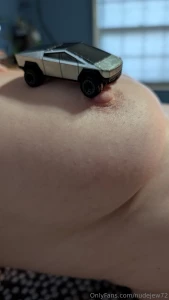 Hot wheels and matchbox if this 1 23 video doesn t get your motors