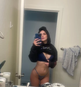 Yall im so obsessed with severance if you haven t watched it you