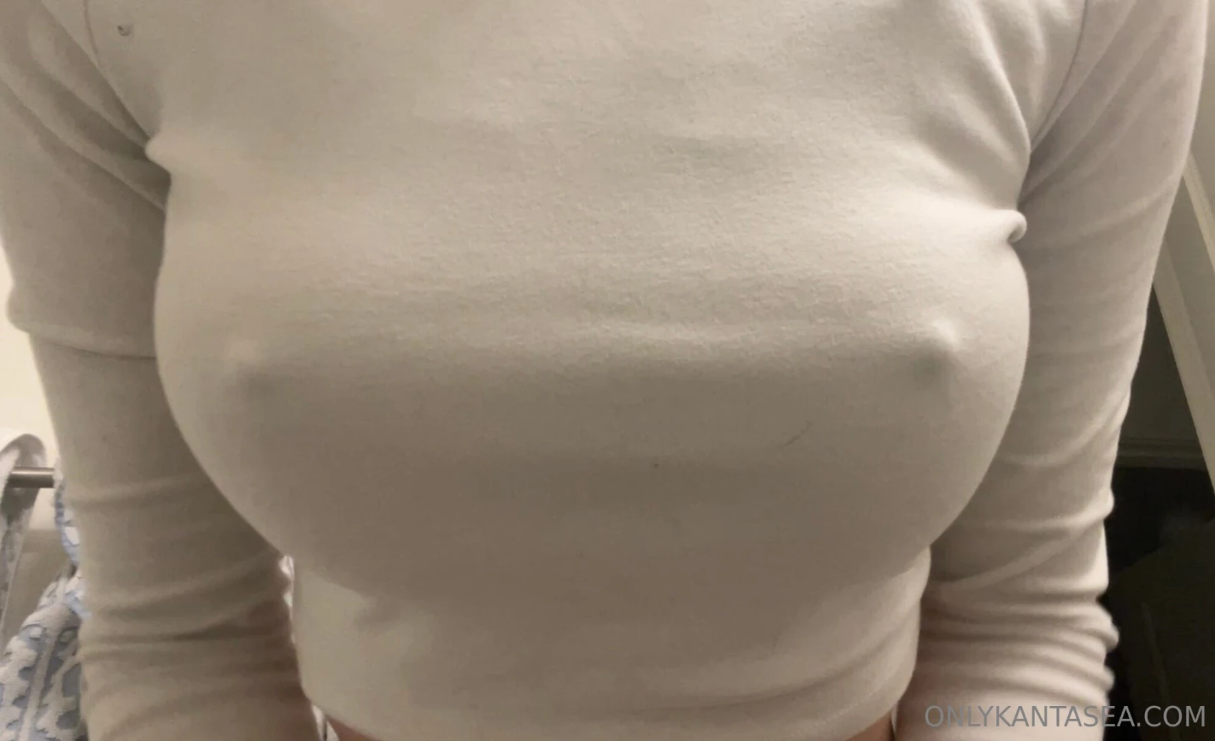 Unlock to take my top off 