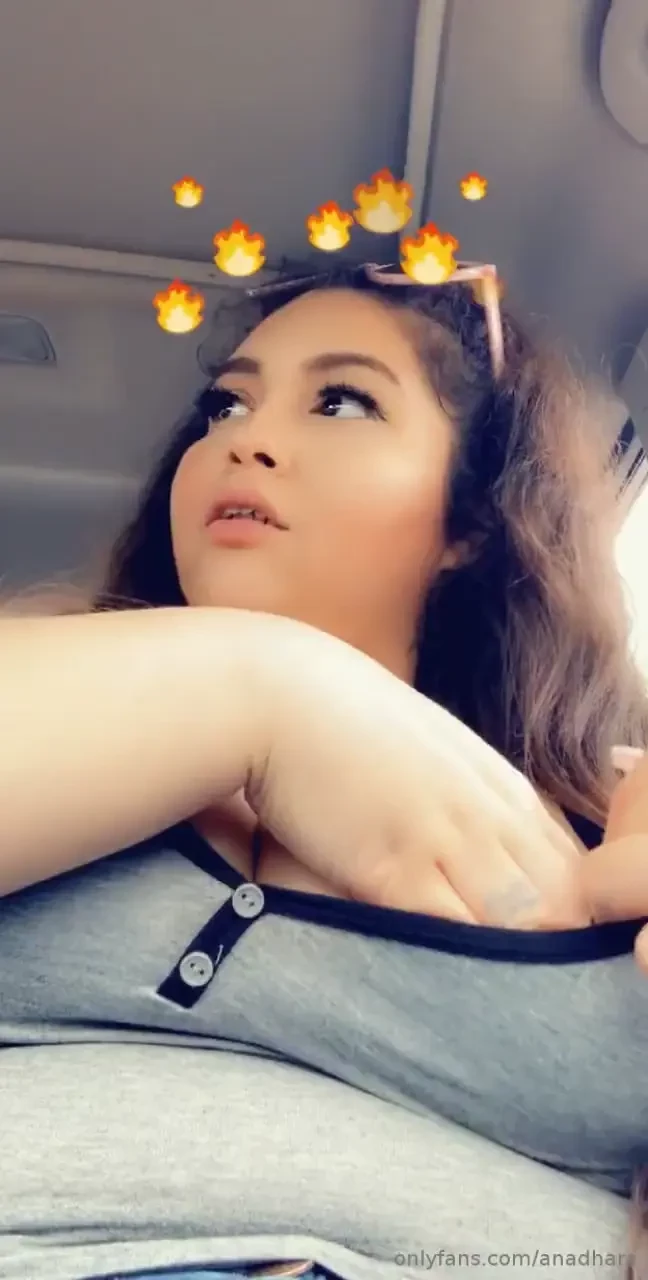 Quick public flash feeling frisky today 