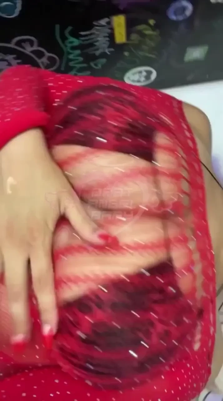 Un videito en pleno beyakeo y otro despu s quit ndomelo todo para 