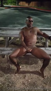 A little sunday night outdoor nude session had to pop one after all