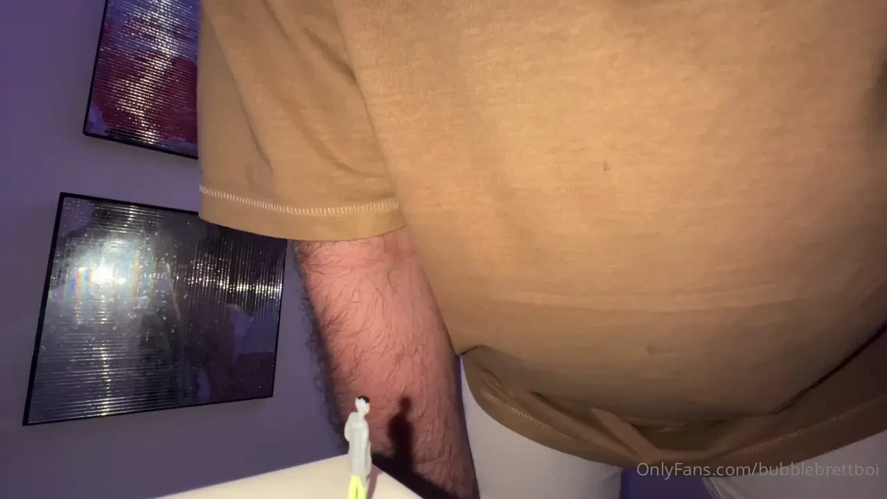 Happy vore day av custom i find you checking me out at the gym and 