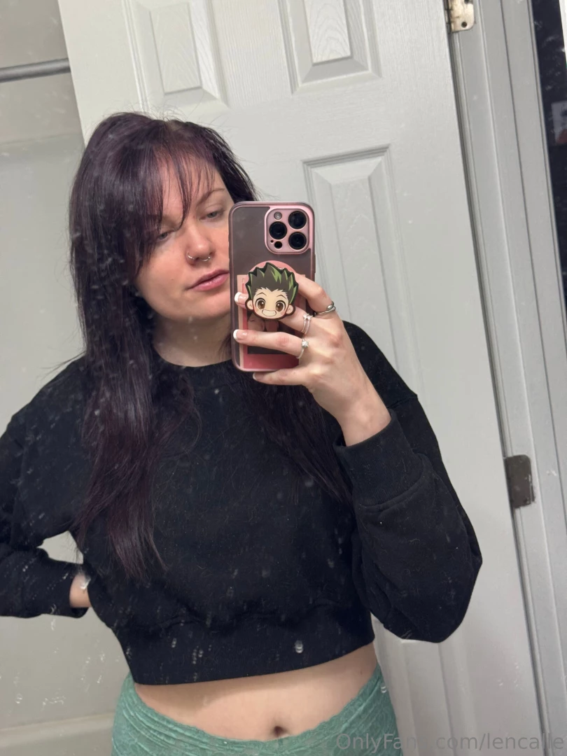 Messy mirror and i gave myself bangs 