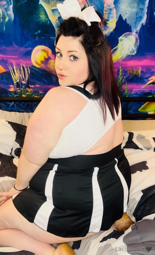 I wanna hear you cheering me on while i take your cock whole 